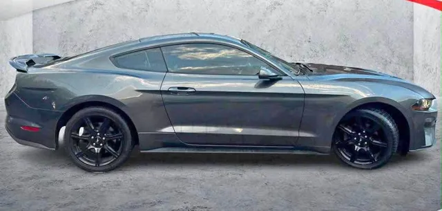 2019 Ford Mustang EcoBoost Fastback