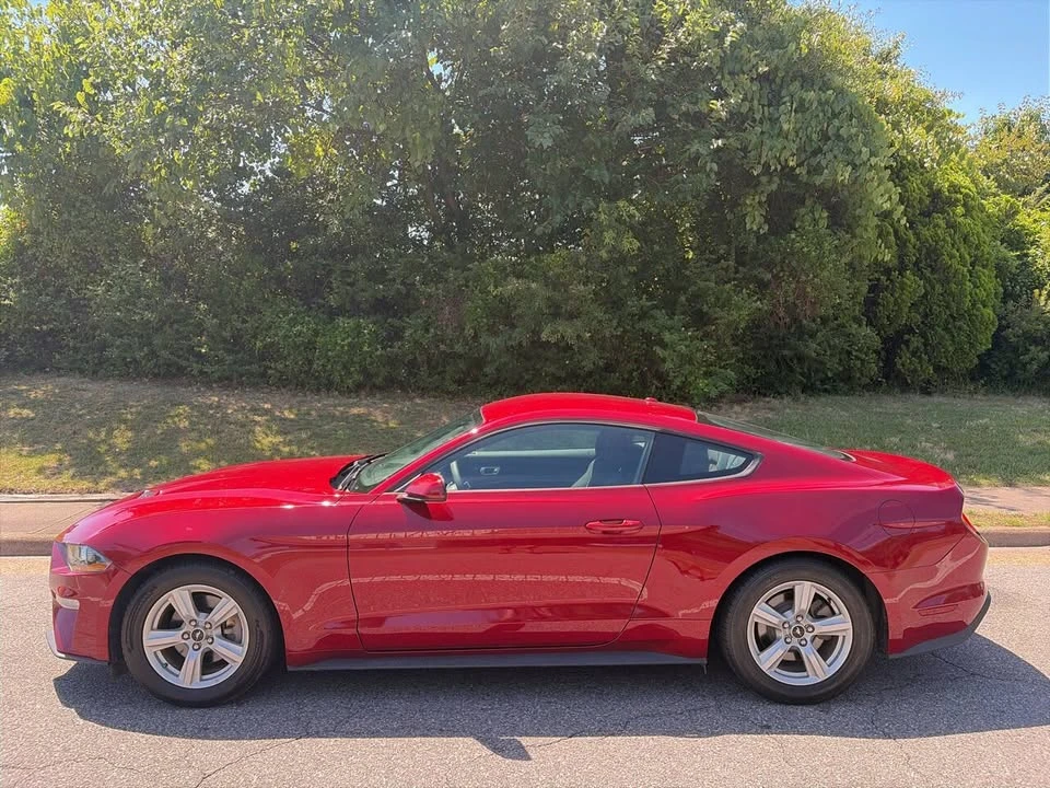 2019 Ford S550 Mustang - Image 2 of 16