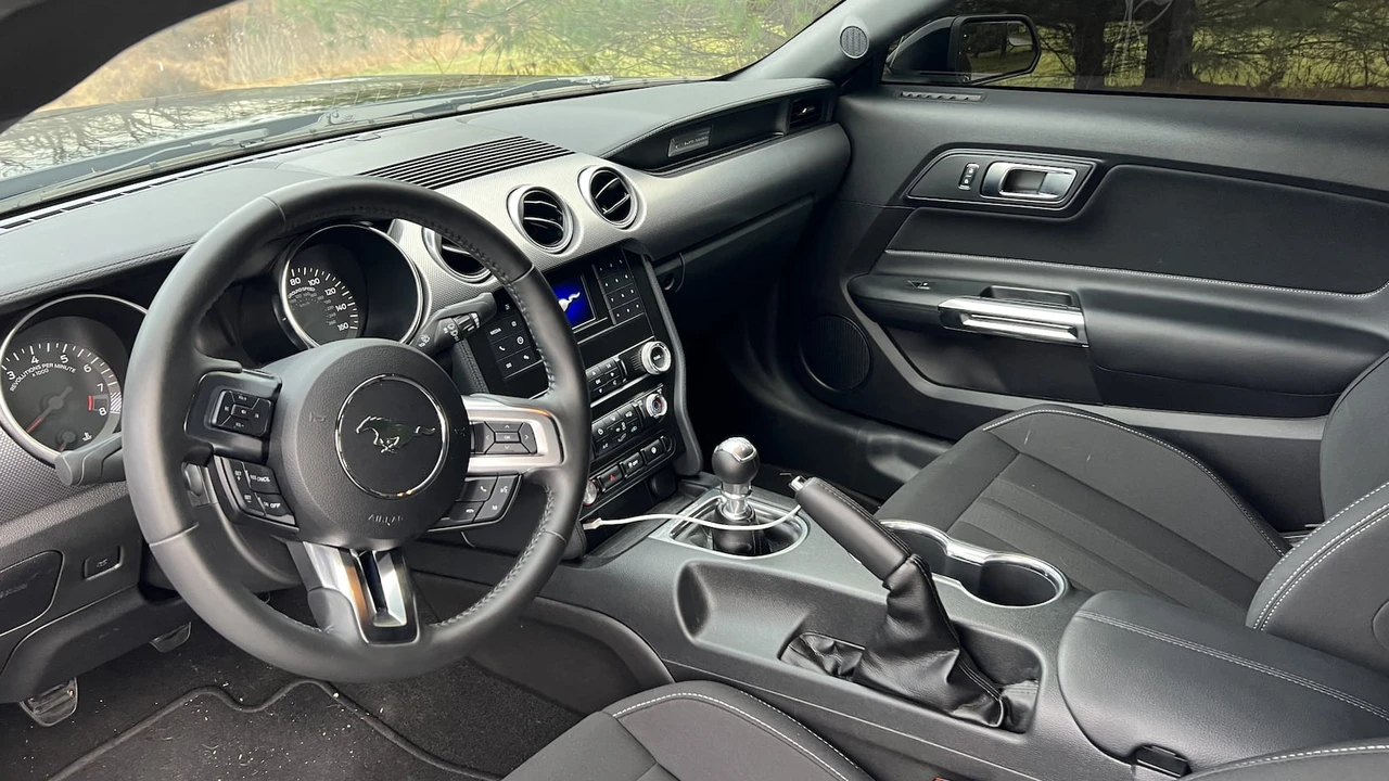 2019 Ford S550 Mustang - Image 2 of 6