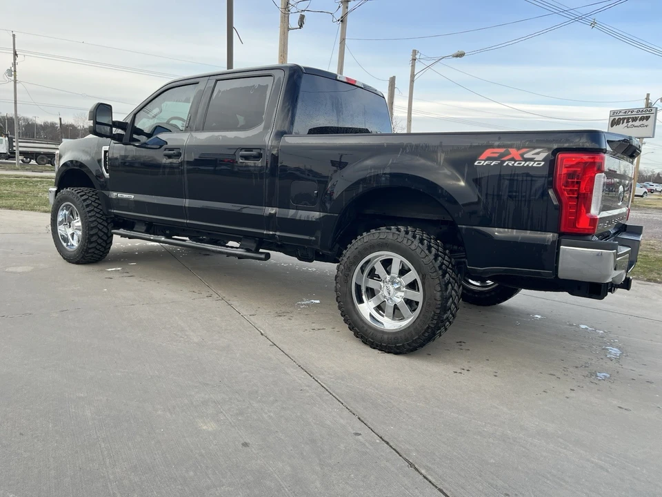 2019 Ford - Image 8 of 12
