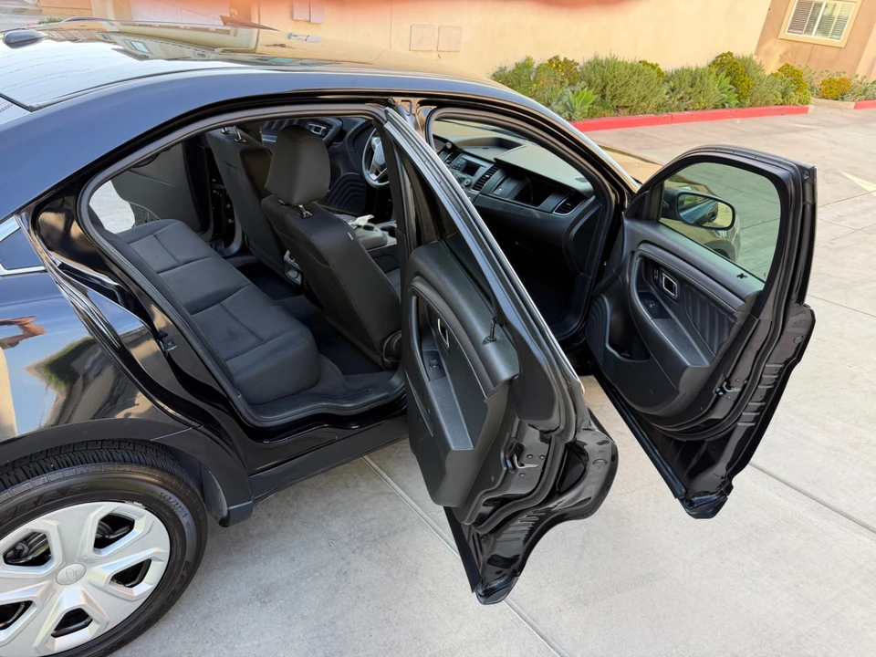 2019 Ford Taurus 6th Gen - Image 11 of 30