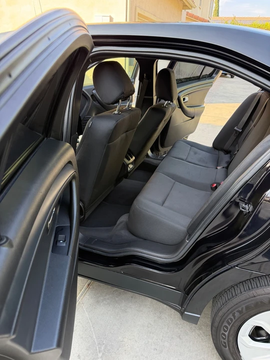 2019 Ford Taurus 6th Gen - Image 13 of 30