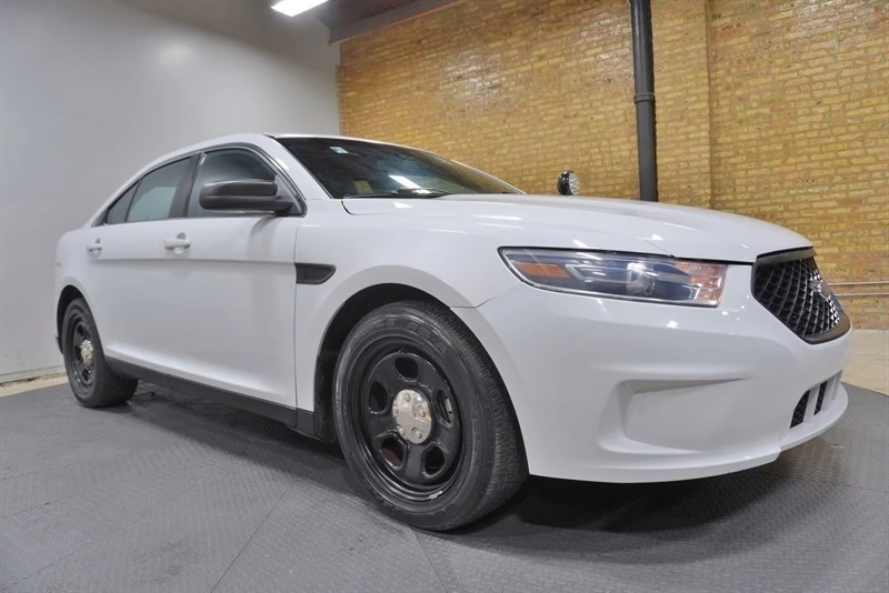 2019 Ford Taurus 6th Gen - Image 6 of 21