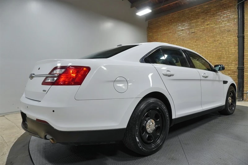 2019 Ford Taurus 6th Gen - Image 10 of 21