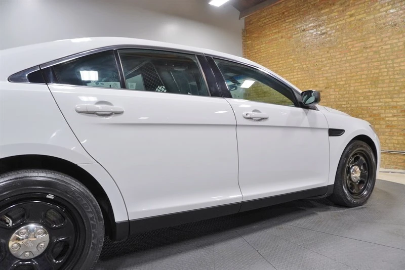 2019 Ford Taurus 6th Gen - Image 13 of 21