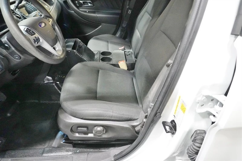 2019 Ford Taurus 6th Gen - Image 23 of 31