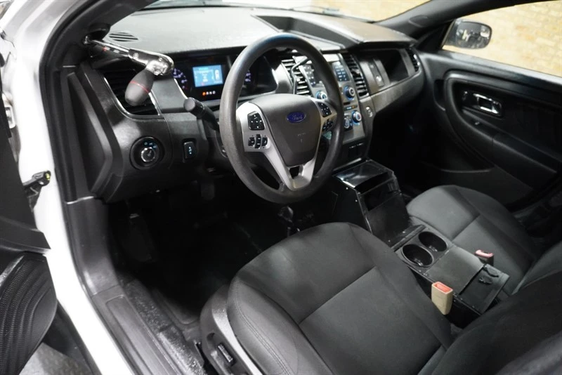 2019 Ford Taurus 6th Gen - Image 22 of 31
