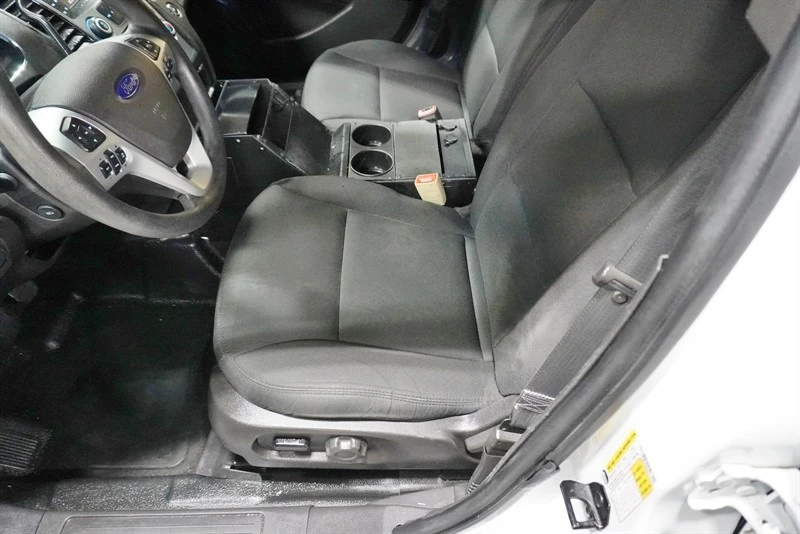 2019 Ford Taurus 6th Gen - Image 24 of 31