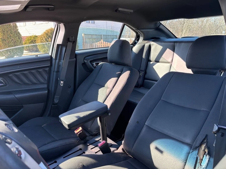2019 Ford Taurus 6th Gen - Image 7 of 19