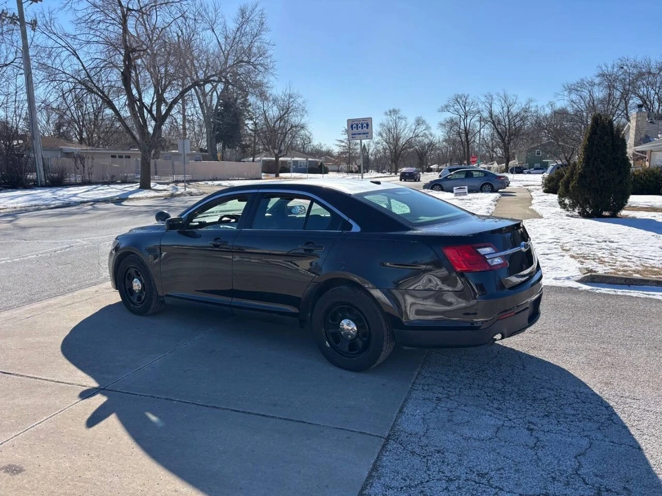 2019 Ford Taurus 6th Gen - Image 9 of 19