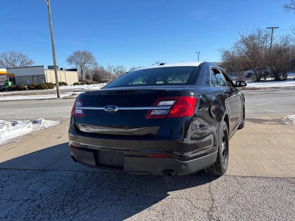 2019 Ford Taurus 6th Gen - Image 12 of 19