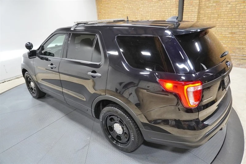2019 Ford Explorer 5th Gen - Image 16 of 21