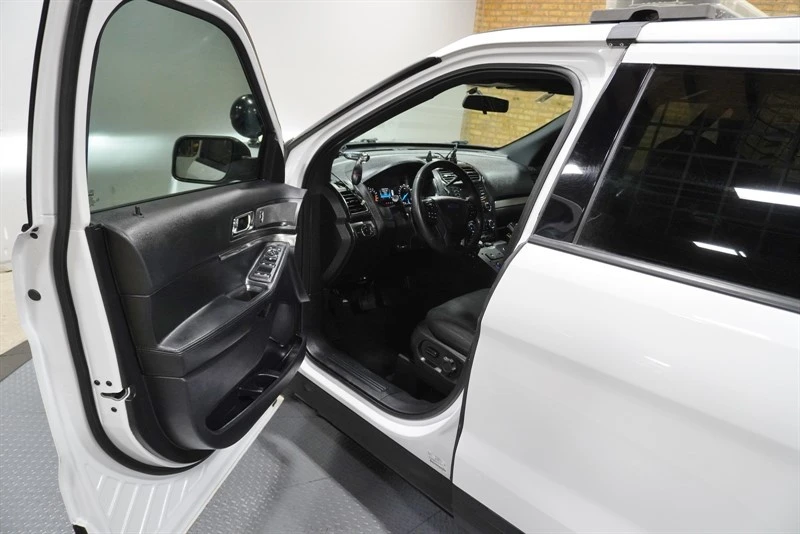 2019 Ford Explorer 5th Gen - Image 19 of 21