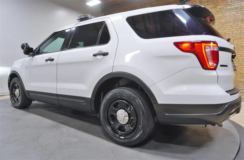 2019 Ford Explorer 5th Gen - Image 17 of 21