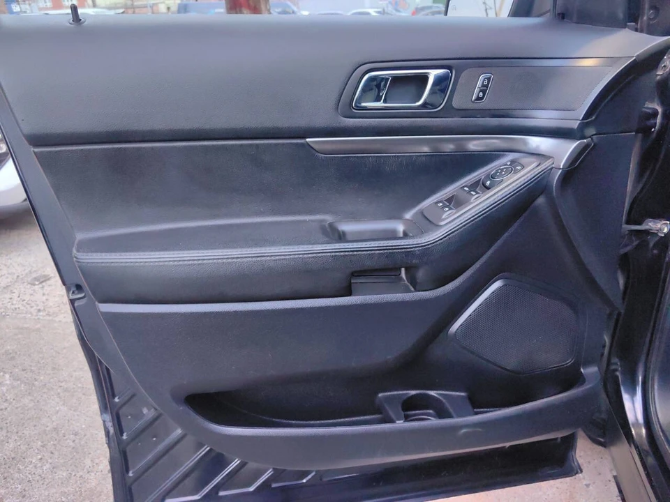 2019 Ford Explorer 5th Gen - Image 10 of 21