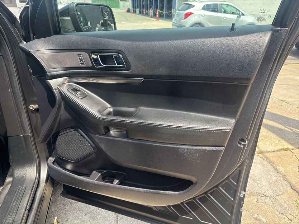 2019 Ford Explorer 5th Gen - Image 12 of 21