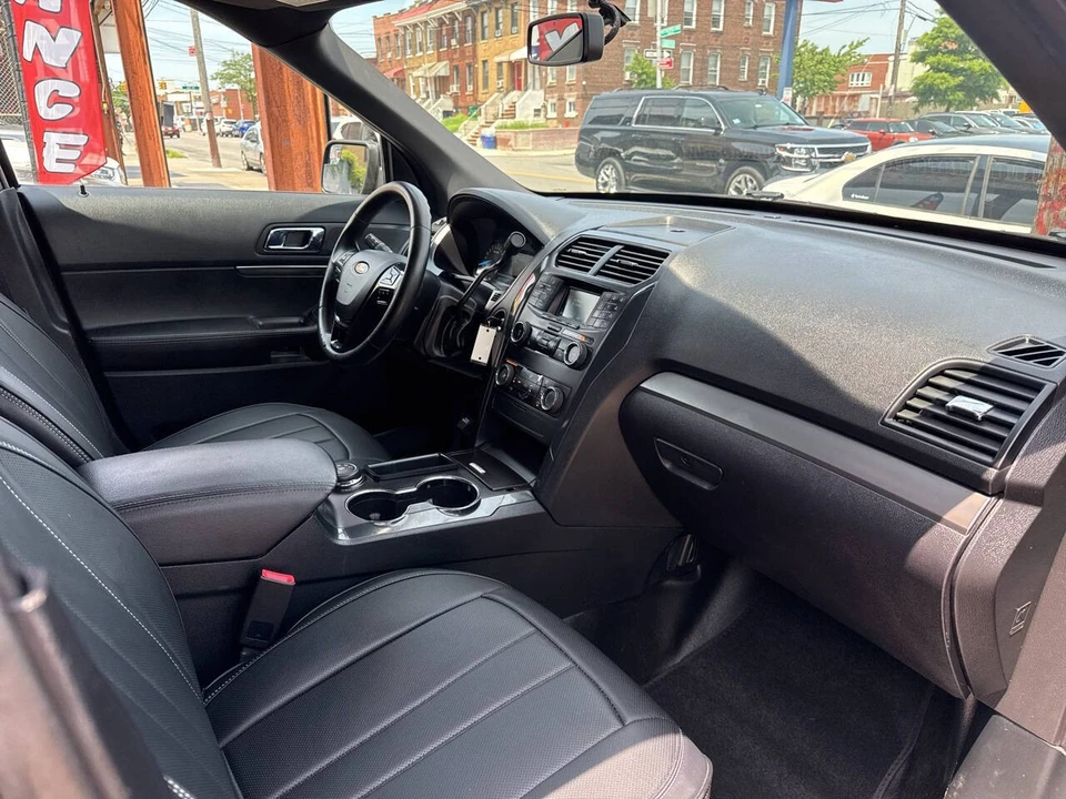 2019 Ford Explorer 5th Gen - Image 16 of 21