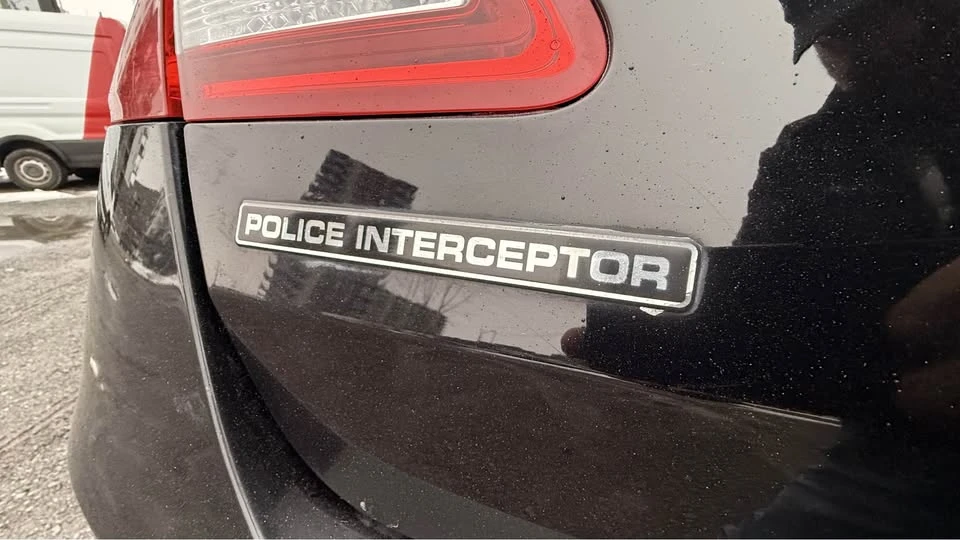 2019 Ford Taurus 6th Gen - Image 14 of 17