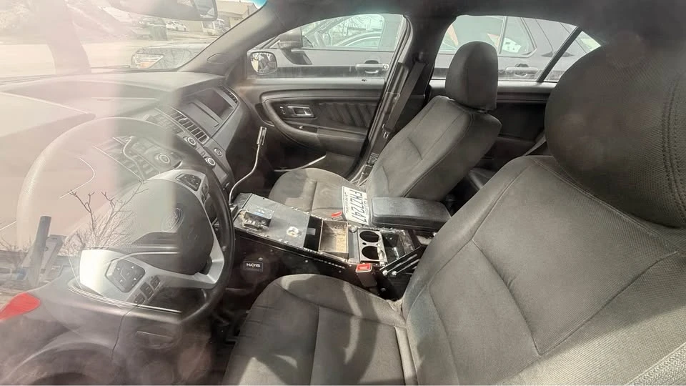 2019 Ford Taurus 6th Gen - Image 4 of 17