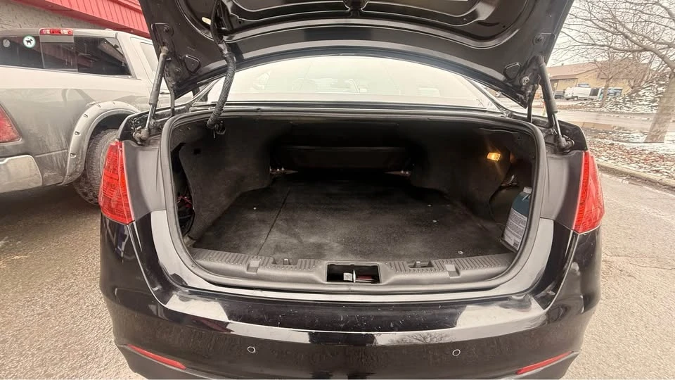 2019 Ford Taurus 6th Gen - Image 12 of 17