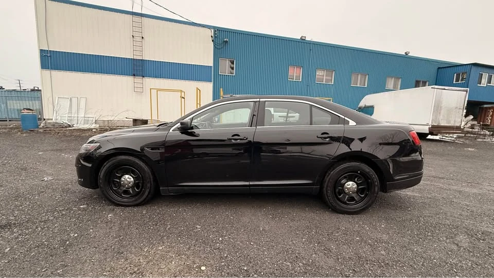 2019 Ford Taurus 6th Gen - Image 11 of 17