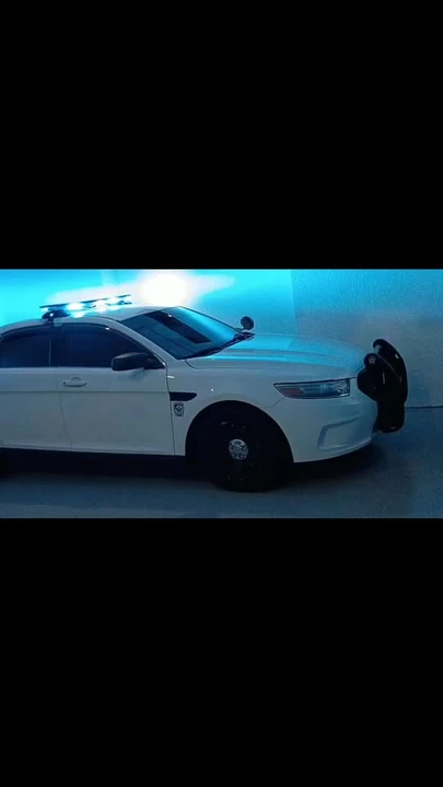 2019 Ford Taurus 6th Gen - Image 10 of 10