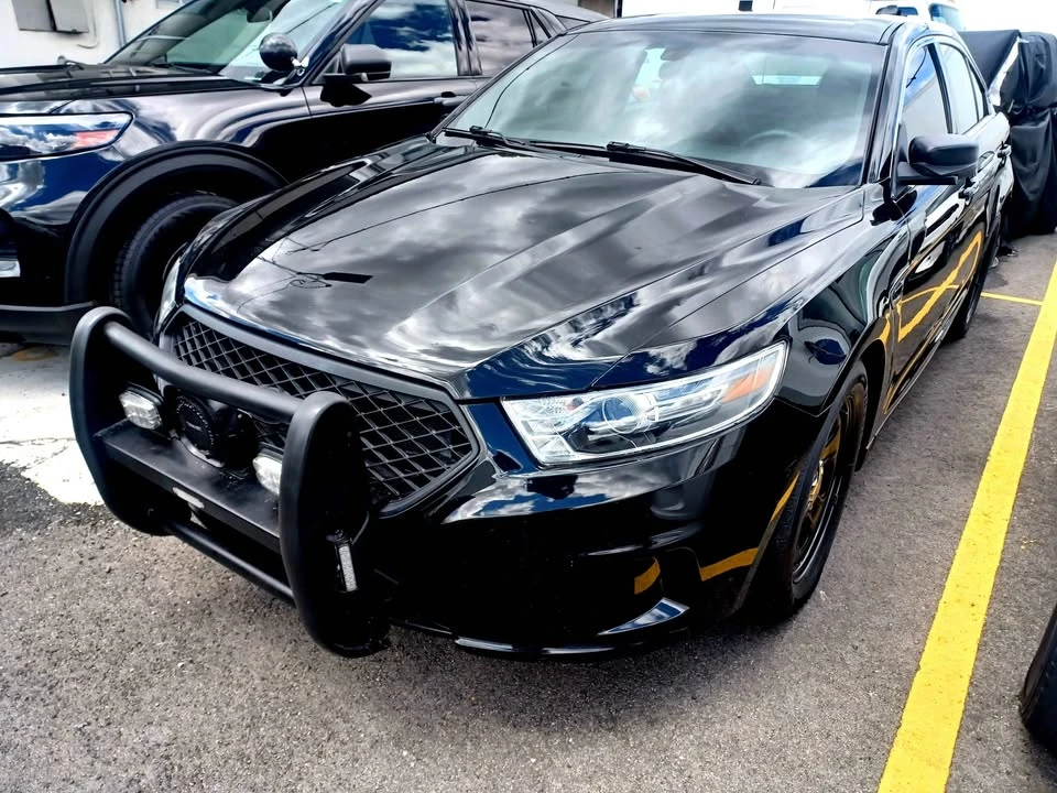 2019 Ford Taurus - Image 3 of 11