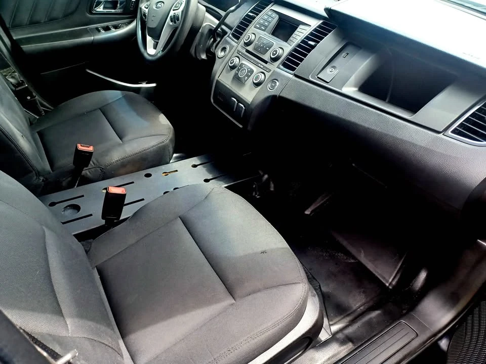 2019 Ford Taurus - Image 7 of 11