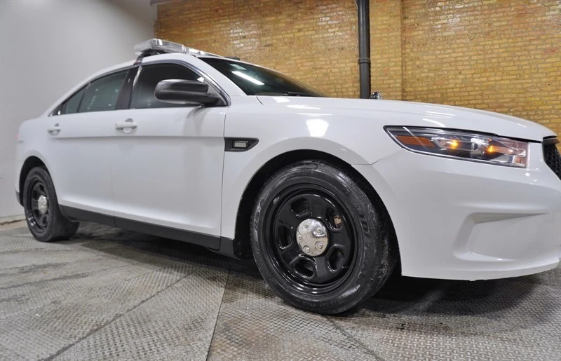 2019 Ford Taurus 6th Gen - Image 8 of 12