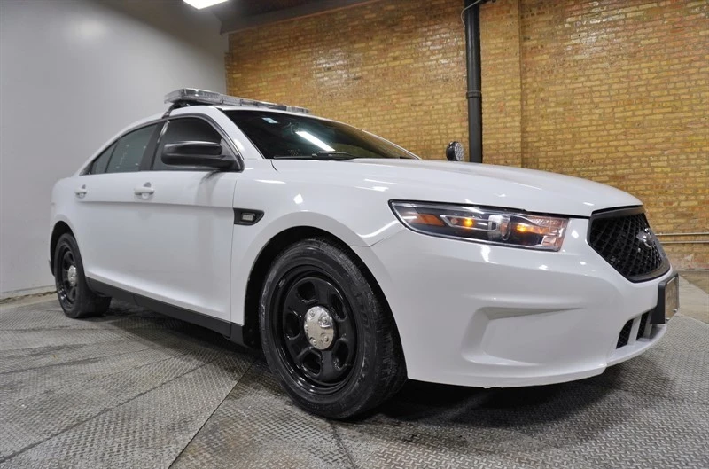 2019 Ford Taurus 6th Gen - Image 6 of 12