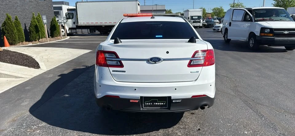 2019 Ford Taurus 6th Gen - Image 6 of 11