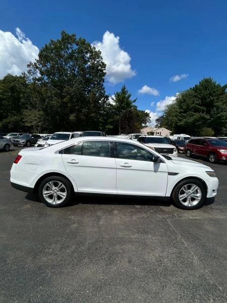 2019 Ford Taurus 6th Gen - Image 8 of 12