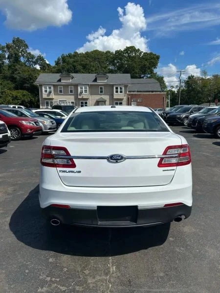 2019 Ford Taurus 6th Gen - Image 6 of 12