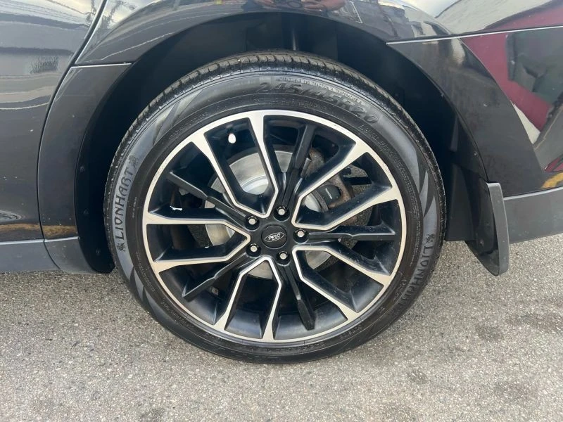 2019 Ford Taurus 6th Gen - Image 10 of 12