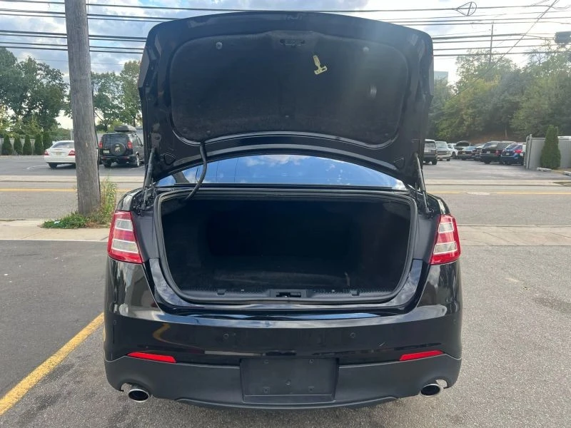 2019 Ford Taurus 6th Gen - Image 9 of 12