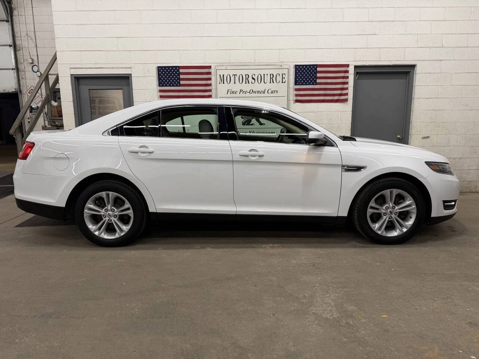 2019 Ford Taurus 6th Gen - Image 11 of 12