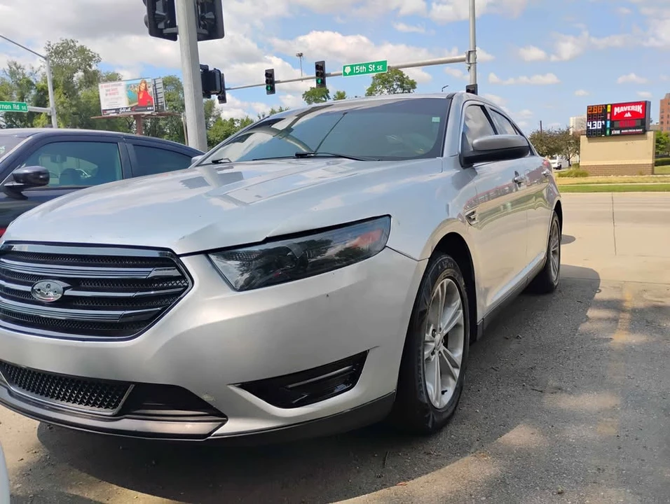 2019 Ford Taurus 6th Gen - Image 2 of 6
