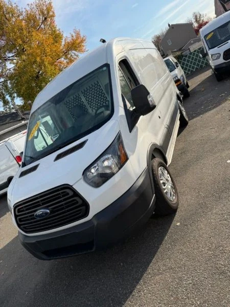 2019 Ford Transit - Image 2 of 9