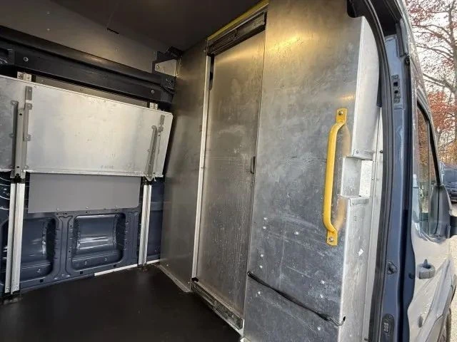 2019 Ford Transit - Image 11 of 12