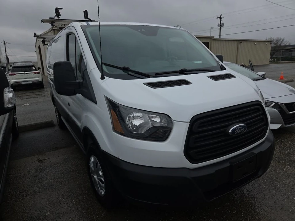 2019 Ford Transit - Image 2 of 4