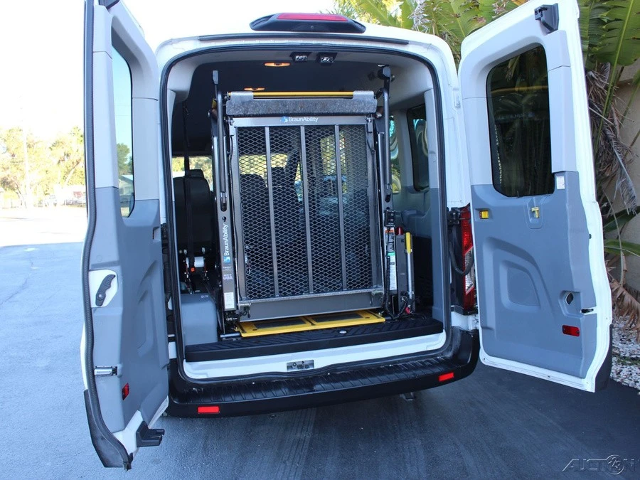 2019 Ford Transit - Image 11 of 12