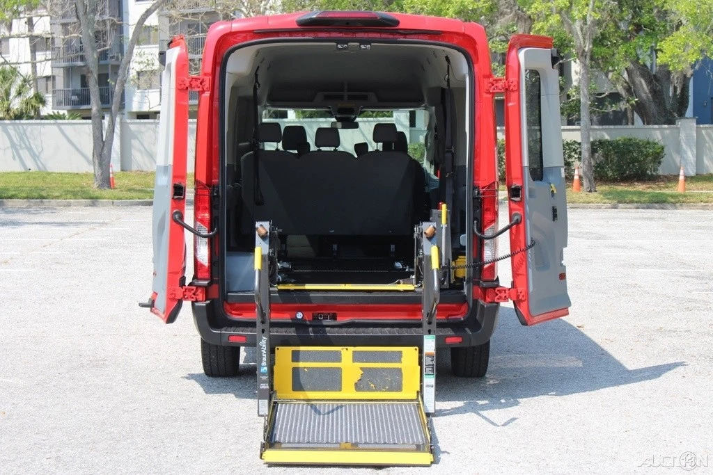 2019 Ford Transit - Image 2 of 21