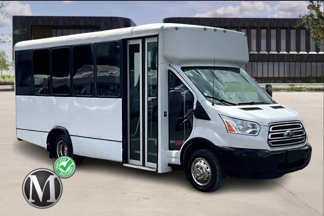 2019 Ford Transit - Image 2 of 13