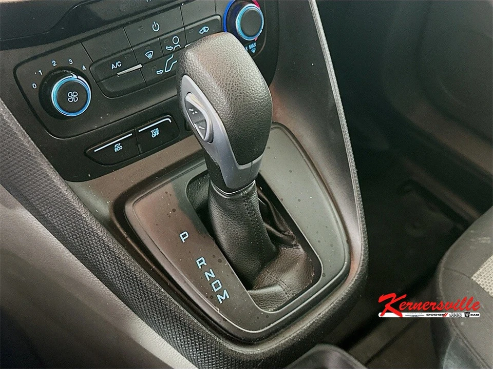 2019 Ford Transit Connect - Image 16 of 21
