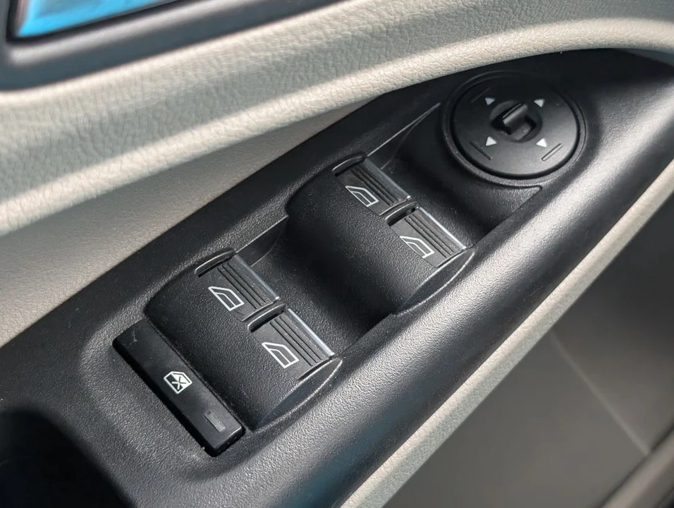 2019 Ford Transit Connect - Image 13 of 21