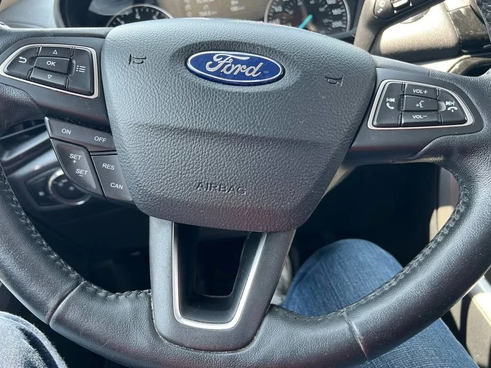 2019 Ford EcoSport - Image 15 of 17