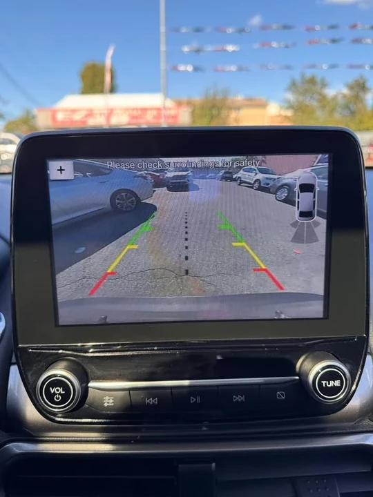 2019 Ford EcoSport - Image 15 of 17