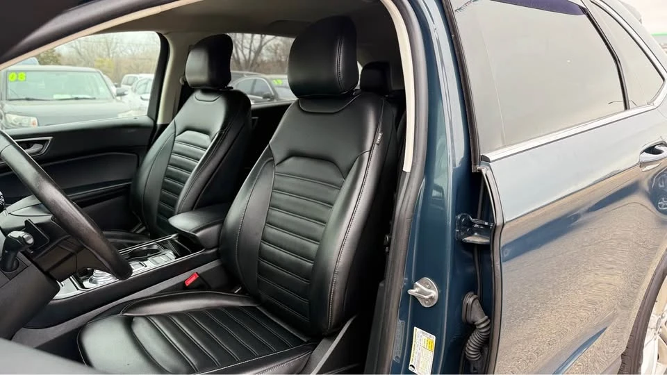 2019 Ford Edge - Image 8 of 12