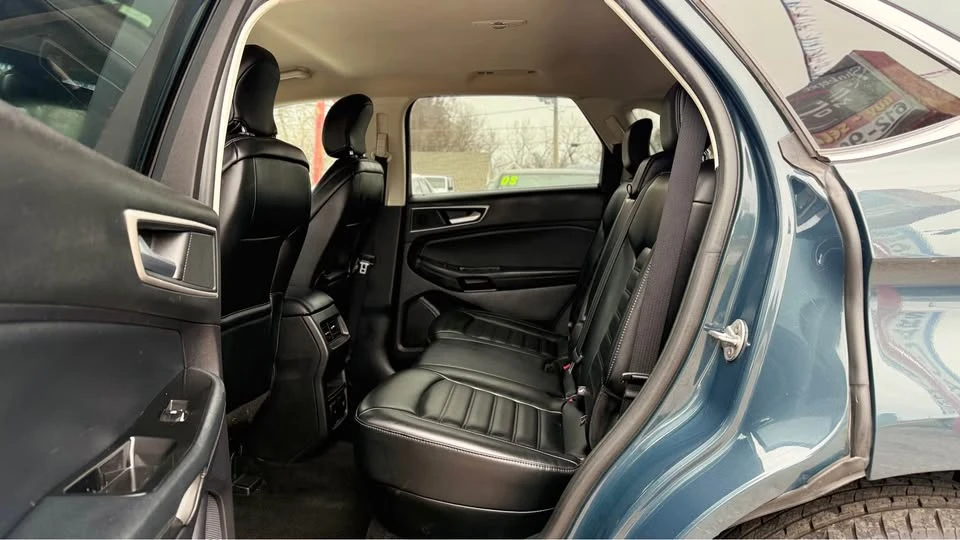 2019 Ford Edge - Image 9 of 12