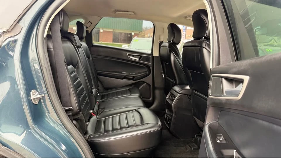 2019 Ford Edge - Image 10 of 12